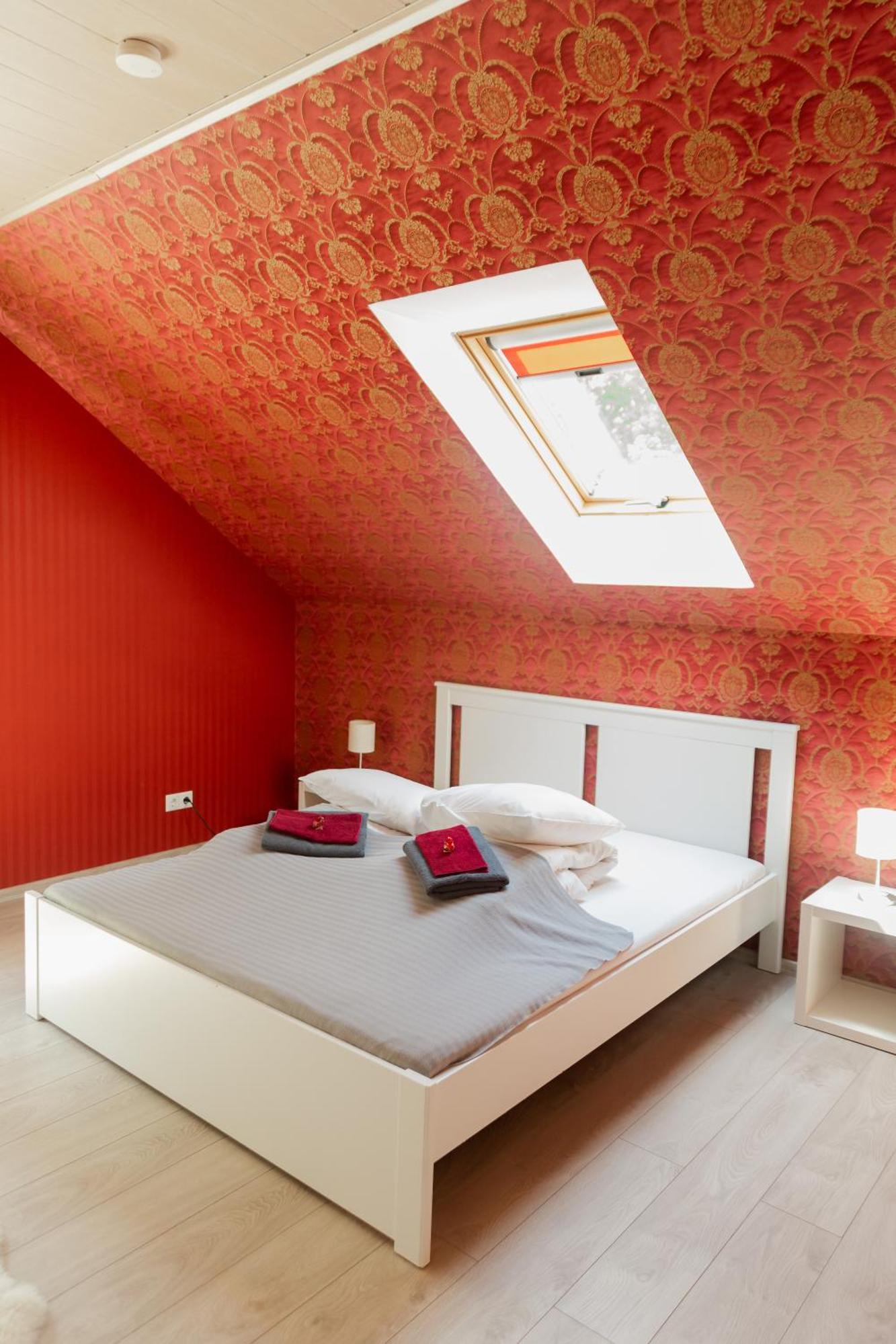קורסארה Konrad Family Guesthouse מראה חיצוני תמונה